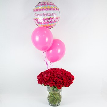 الزهور وبالونات عيد ميلاد