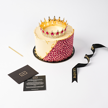 Queen Pink Cake 2