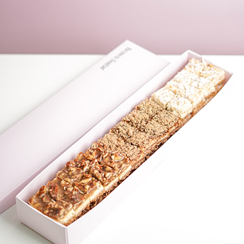 Mixed Cheesecake Box (52 Pcs)