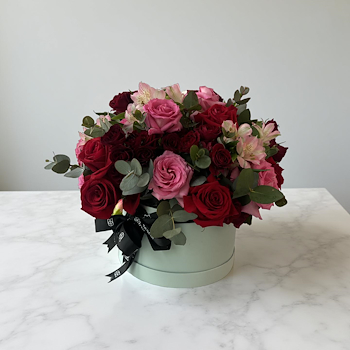 Elegant Round Box