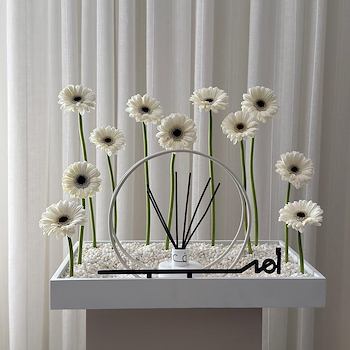 Flower And Diffuser Tray