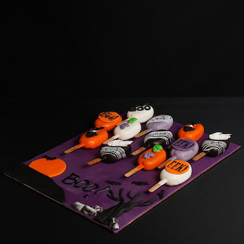 Spooky Cakesickles Board