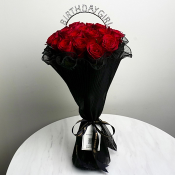 باقة الفتاة الحمراء