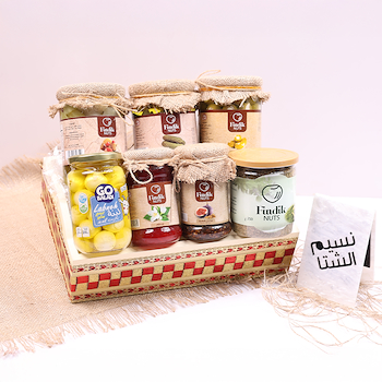 Basket Of Winter Breeze