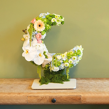 هلال أزهار احتفالي