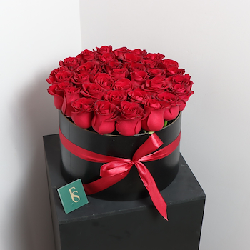 Red Rose Box