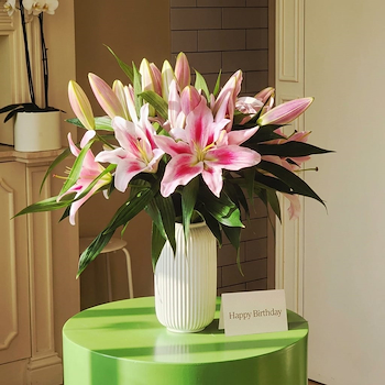 ​إزهار وردي