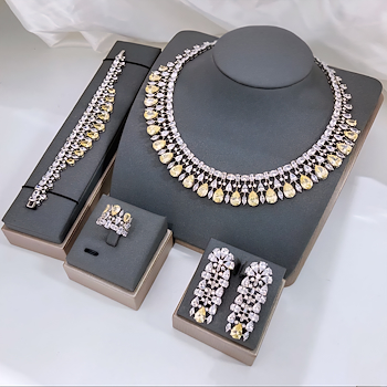 مجموعة الزركون الفرنسي