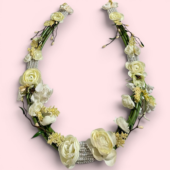 قلادة فلوليس