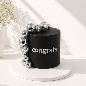 كيكة لمسة لامعة