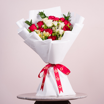 Red & White Rose Mix